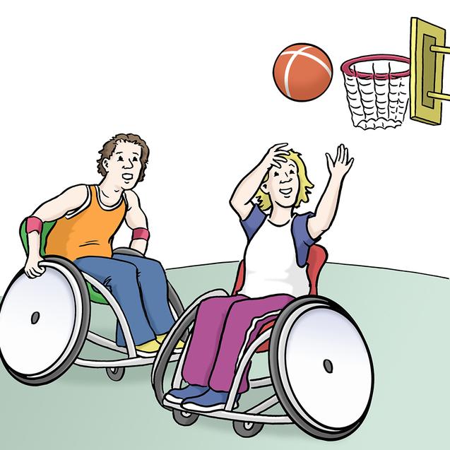 Zwei Kinder im Rollstuhl spielen Basketball; eines wirft einen Ball auf den Korb, das andere beobachtet.